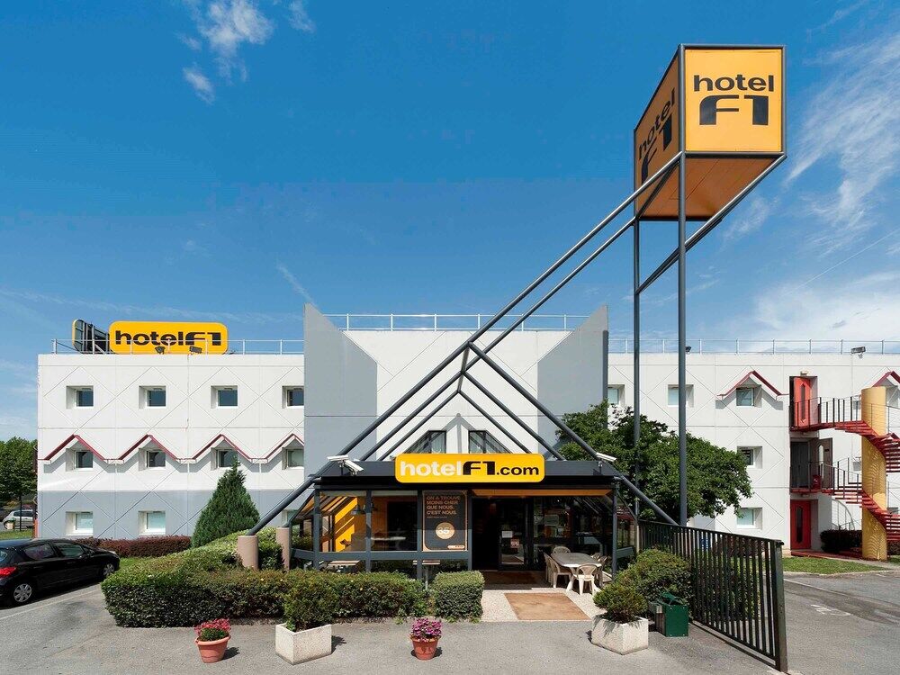 Hotelf1 Le Mans Nord Saint-Saturnin  Exterior photo